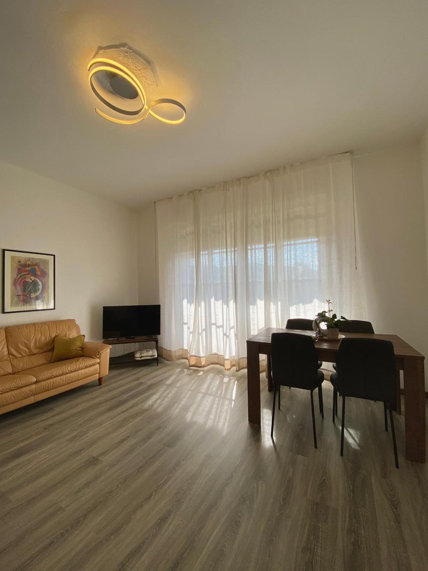 Casa Sara Como Lake Parcheggio Interno Privato Черноббіо Екстер'єр фото
