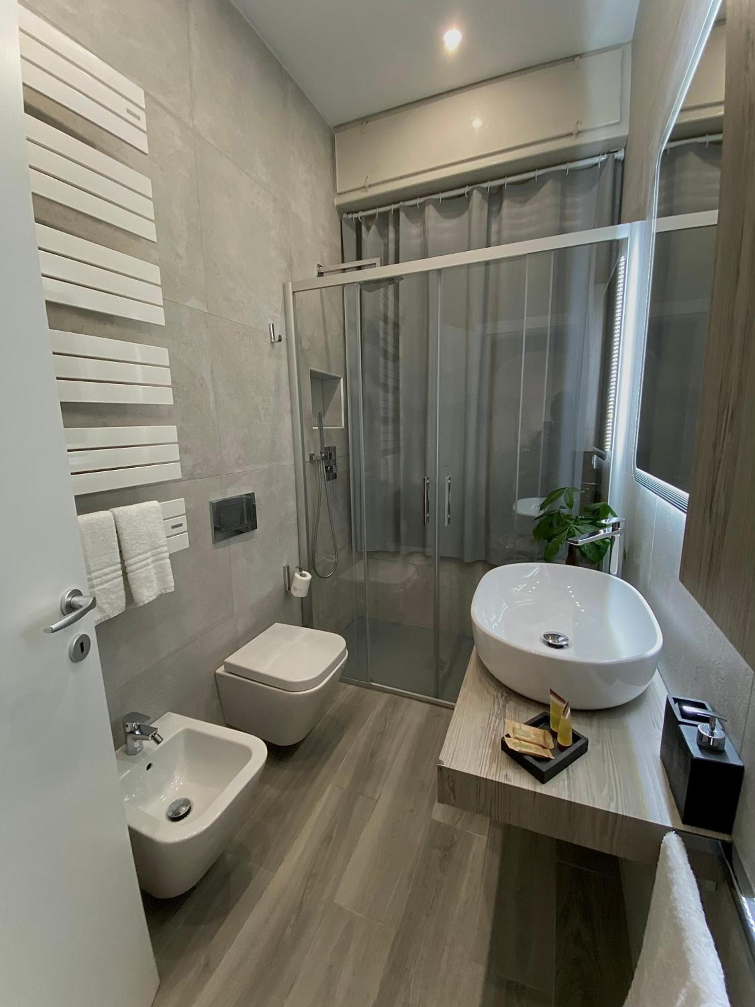 Casa Sara Como Lake Parcheggio Interno Privato Черноббіо Екстер'єр фото